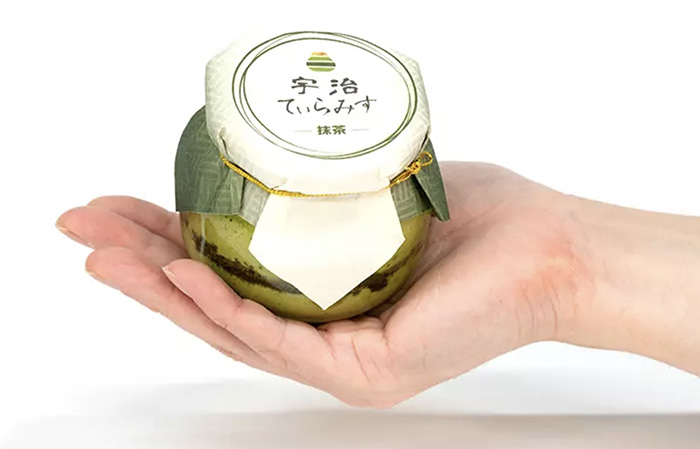 宇治てぃらみす手に持った感じ